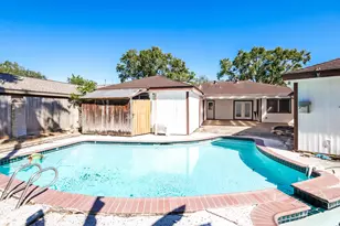 3815 Plum Hollow Dr, Houston, TX 77059 - Photo 19