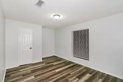 3815 Plum Hollow Drive, Houston, TX 77059 - Photo 15