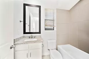 9944 Woodwind Lane South, Houston, TX 77025 - Photo 25