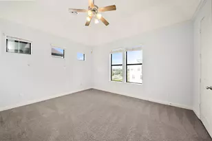 9944 Woodwind Lane South, Houston, TX 77025 - Photo 19