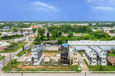 302 W Hamilton Street, Houston, TX 77091 - Photo 1