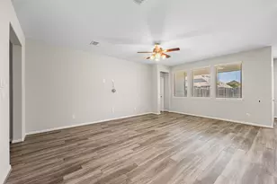 9410 Greensbend Dr, Richmond, TX 77406 - Photo 7