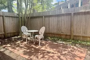 829 Wax Myrtle Ln, Houston, TX 77079 - Photo 15
