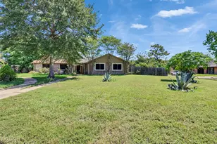 3306 Mayfly Ct, Katy, TX 77449 - Photo 3