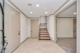 314 W Clay St, Houston, TX 77019 - Photo 9