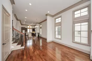 314 W Clay St, Houston, TX 77019 - Photo 11