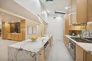 3210 Freshmeadows Dr, Houston, TX 77063 - Photo 9