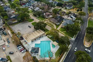 3210 Freshmeadows Dr, Houston, TX 77063 - Photo 35