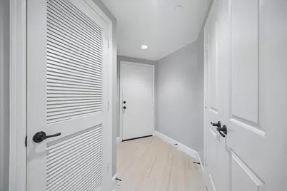 2203 Dorrington Street Street #205, Houston, TX 77030 - Photo 3