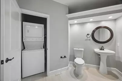2203 Dorrington Street Street #205, Houston, TX 77030 - Photo 15
