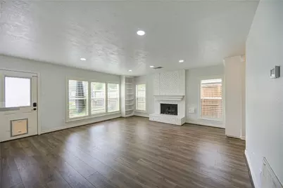 3526 Pecan Point Drive, Sugar Land, TX 77478 - Photo 9