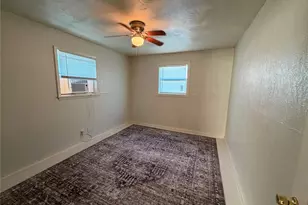 412 Snow Dr, West Columbia, TX 77486 - Photo 9