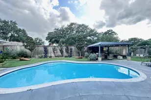 807 Trochta St, El Campo, TX 77437 - Photo 35