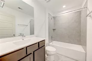 2831 Kennet Manor Dr, Houston, TX 77047 - Photo 13