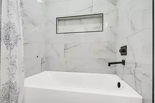 723 Loire Ln, Houston, TX 77090 - Photo 15