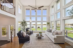 807 N Shore Dr, Kemah, TX 77565 - Photo 3
