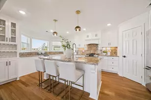 807 N Shore Dr, Kemah, TX 77565 - Photo 15