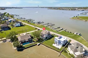 807 N Shore Dr, Kemah, TX 77565 - Photo 45