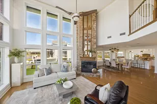 807 N Shore Dr, Kemah, TX 77565 - Photo 11