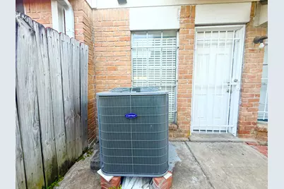 11451 Beechnut St, Houston, TX 77072 - Photo 3