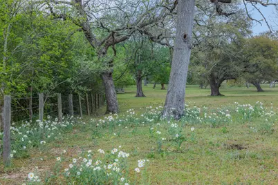 1089 Club Lane, Columbus, TX 78934 - Photo 37