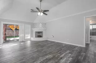7102 Foxwood Forest Ct, Humble, TX 77338 - Photo 3