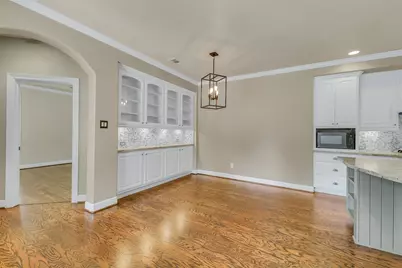 7 Birchwood Park Place, The Woodlands, TX 77382 - Photo 13