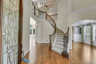 7 Birchwood Park Pl, The Woodlands, TX 77382 - Photo 3