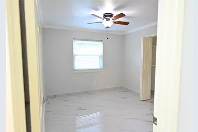 2206 Barrington Place Drive, Sugar Land, TX 77478 - Photo 11