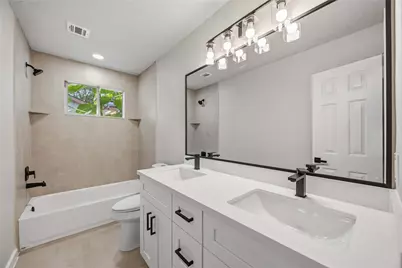 12006 Ashcroft Drive, Houston, TX 77035 - Photo 25