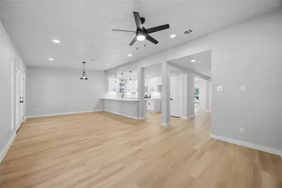 12006 Ashcroft Drive, Houston, TX 77035 - Photo 9