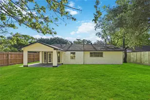12006 Ashcroft Dr, Houston, TX 77035 - Photo 29