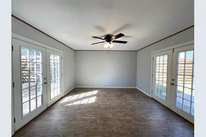 801 Avenue F, El Campo, TX 77437 - Photo 13