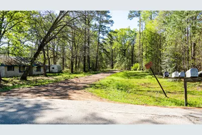 000 Barrett, Cleveland, TX 77327 - Photo 3