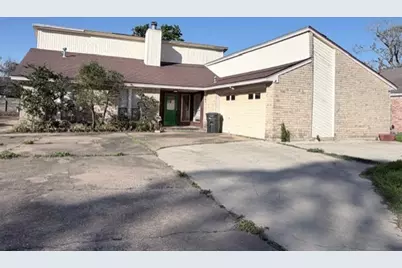 207 Banyan Street, Lake Jackson, TX 77566 - Photo 5