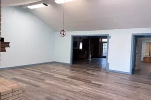 207 Banyan St, Lake Jackson, TX 77566 - Photo 7