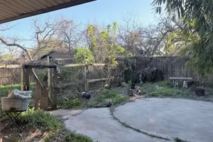 207 Banyan St, Lake Jackson, TX 77566 - Photo 29