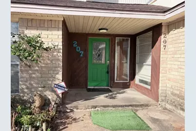 207 Banyan Street, Lake Jackson, TX 77566 - Photo 3