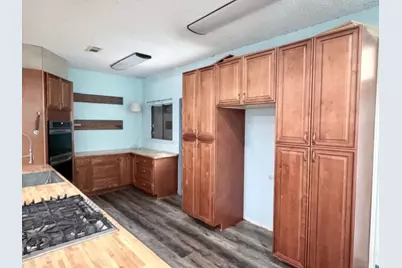 207 Banyan Street, Lake Jackson, TX 77566 - Photo 13