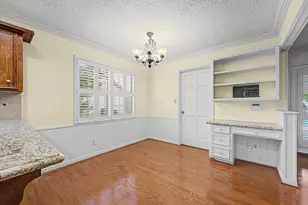 2610 Shadowdale Dr, Houston, TX 77043 - Photo 13