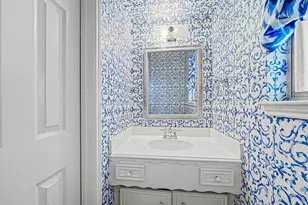 2610 Shadowdale Dr, Houston, TX 77043 - Photo 35