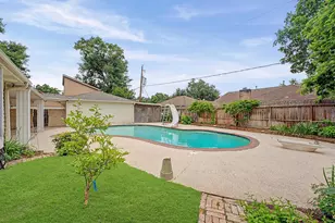 2610 Shadowdale Dr, Houston, TX 77043 - Photo 35