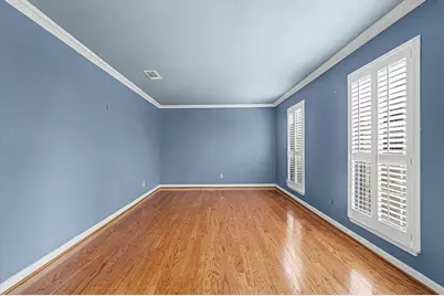 2610 Shadowdale Drive, Houston, TX 77043 - Photo 11