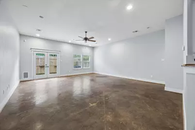 1418 Asbury Street, Houston, TX 77007 - Photo 9