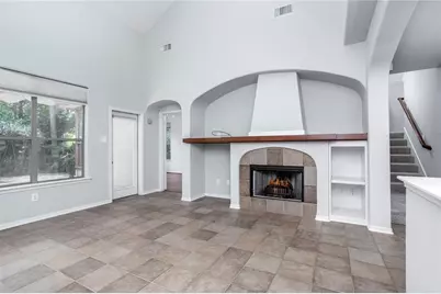 59 Douvaine Court, The Woodlands, TX 77382 - Photo 7