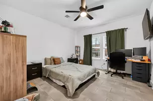 2015 Lou Ellen Ln, Houston, TX 77018 - Photo 7
