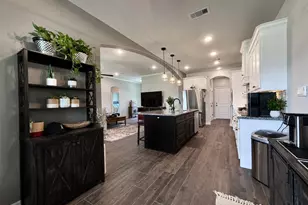 319 Yorktown Ave, Clute, TX 77531 - Photo 13