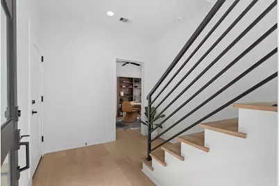 8707 Ojeman Villas Drive, Houston, TX 77055 - Photo 5