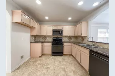 7118 Brockington Drive, Katy, TX 77494 - Photo 11