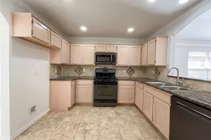 7118 Brockington Dr, Katy, TX 77494 - Photo 11